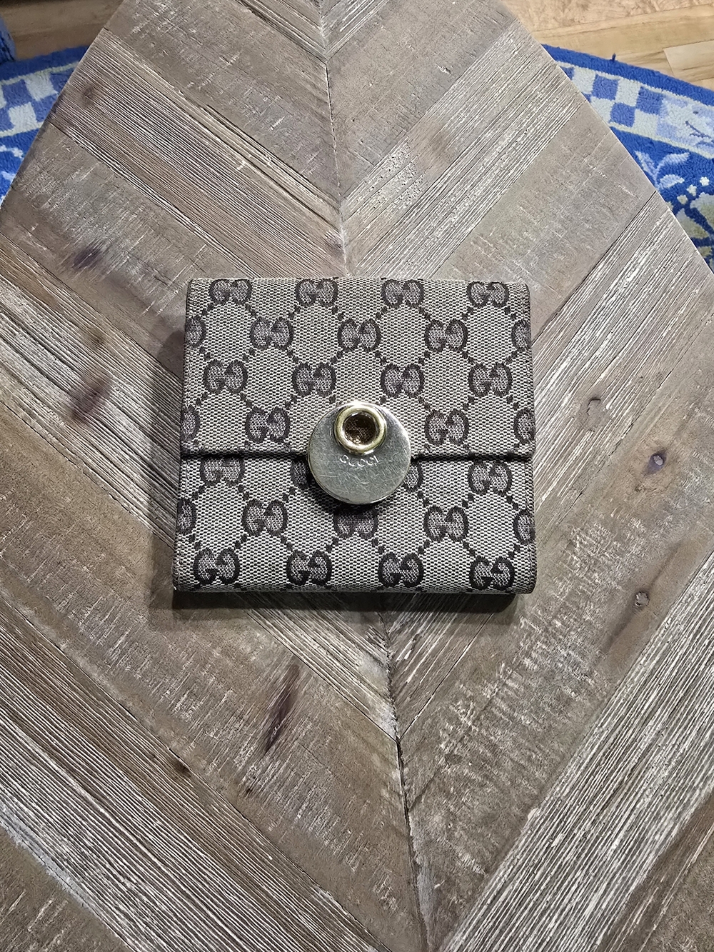 Gucci Vintage GG Monogram Canvas Compact Wallet Circular Snap